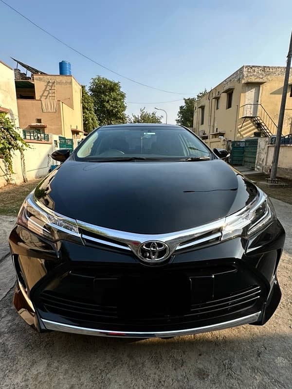 Toyota Corolla Altis Grande X black interior 0