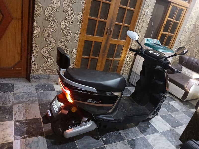 evee gen z scooty brand new 1