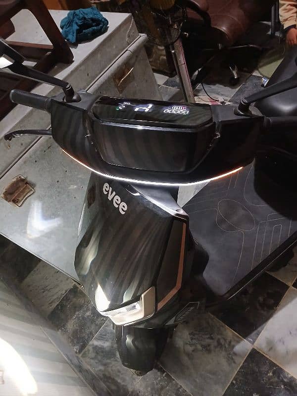 evee gen z scooty brand new 6