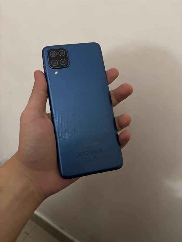 Samsung A12 4/64 gb 0