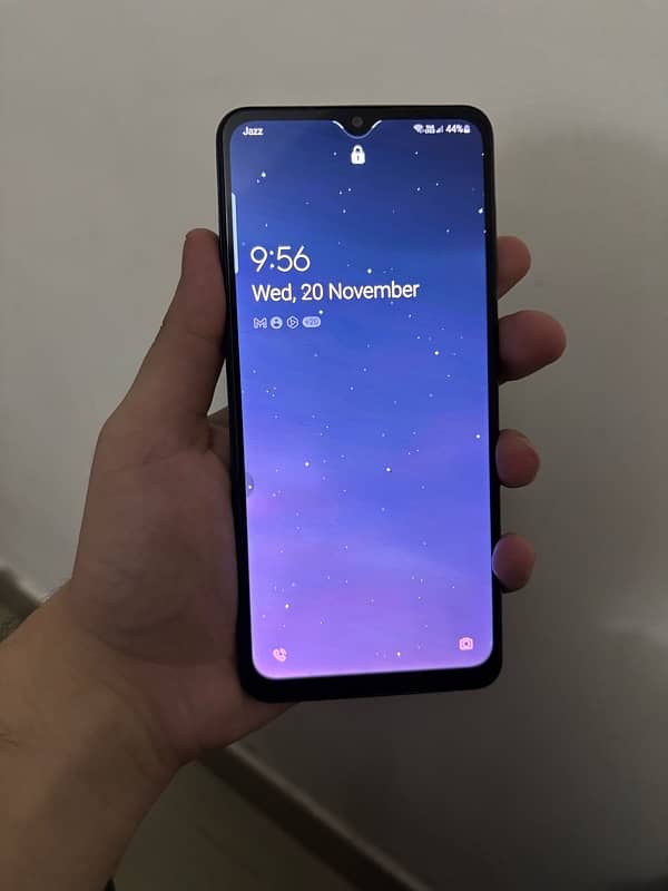 Samsung A12 4/64 gb 4