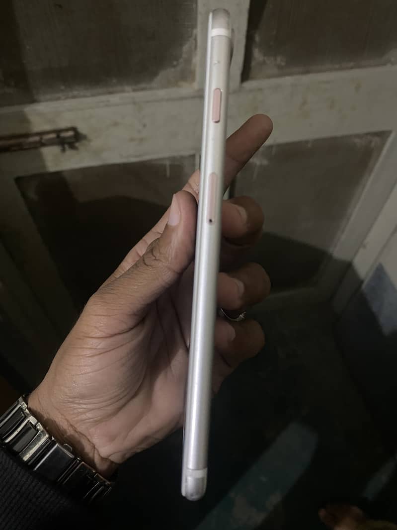 Iphone 7plus 256 PTA Approved 1