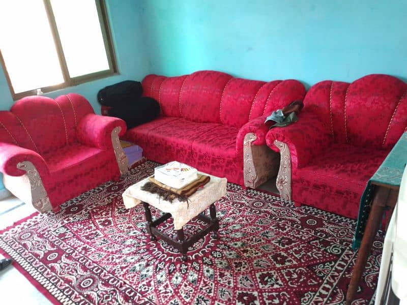 5 seater sofa good condition 1