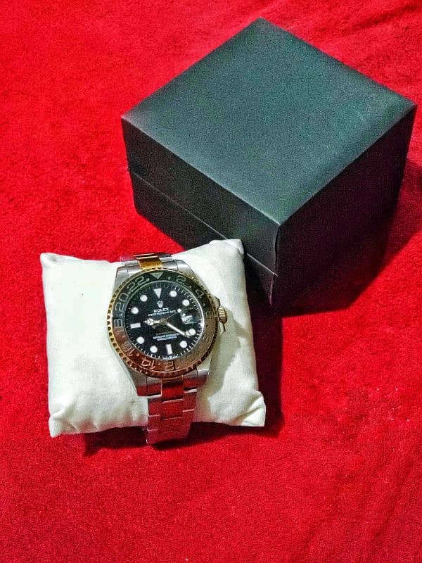 watch luxury style, used like new 3