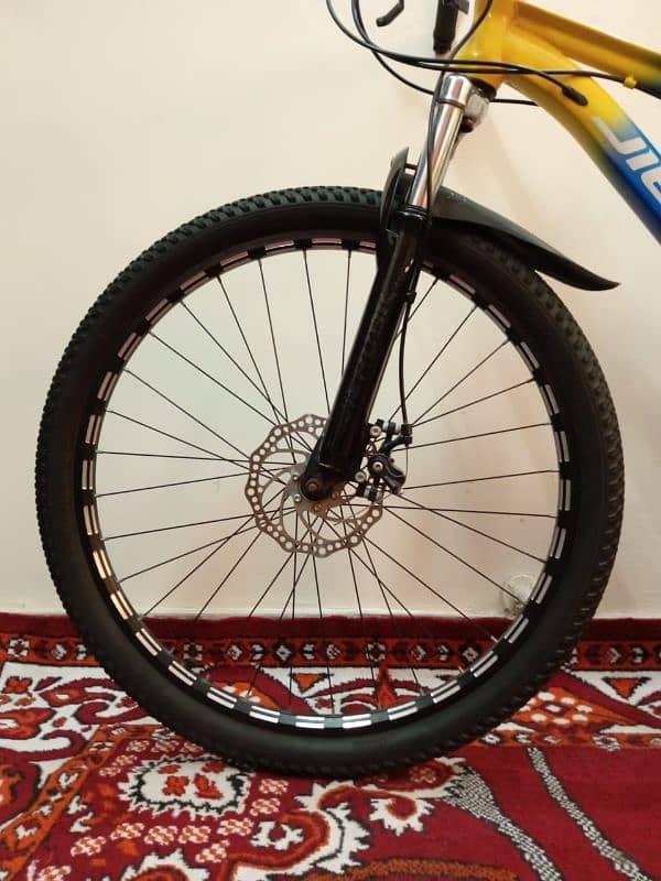 26 INCH IMPORTED GEAR CYCLE 3 MONTH USED URGENT SALE 03265153155 15