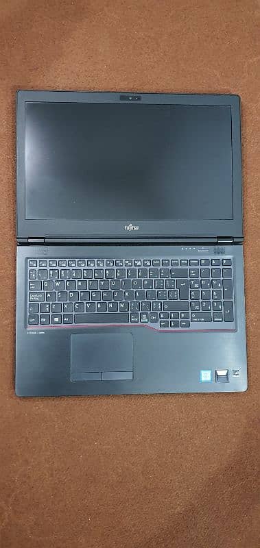 FUJITSU LifeBook U757 i7-7600U 8gb 256gb NVME 3