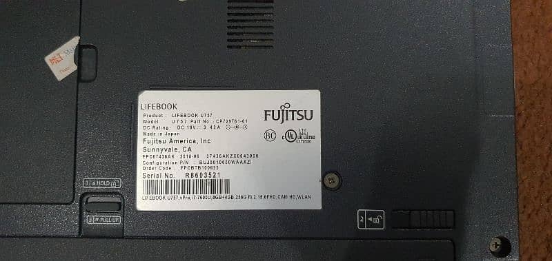 FUJITSU LifeBook U757 i7-7600U 8gb 256gb NVME 6