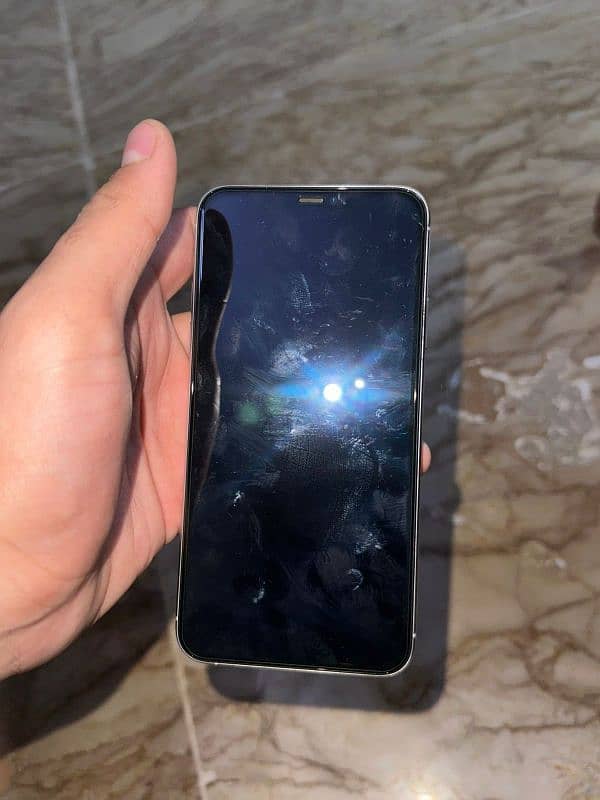 iphone 11 pro max 256gb non pta (iphone 11,12,13,14,15) 3