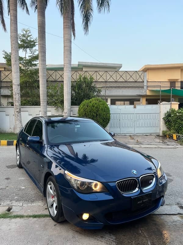 BMW 5 Series 530i 9