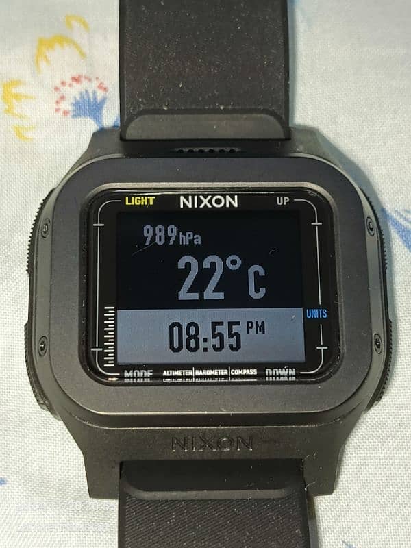 Nixon Regulus Expedition smartwatch 2