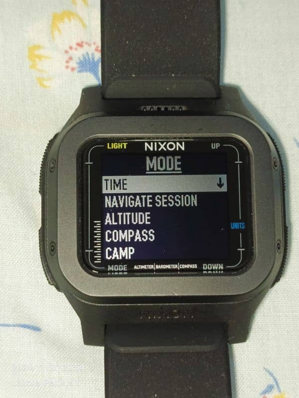 Nixon Regulus Expedition smartwatch 3