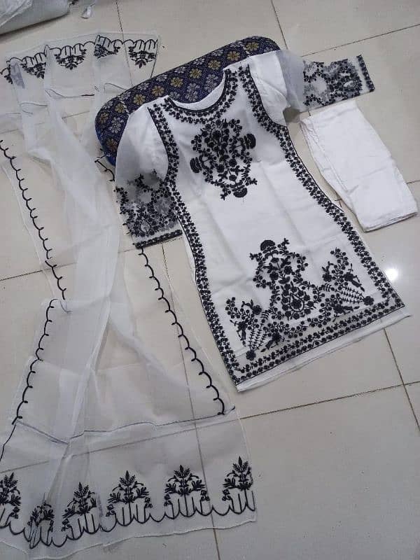 3pcs women stitched organzaEmberoidered suit 2