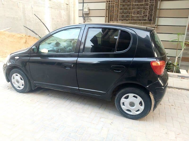 Toyota Vitz 2002 3