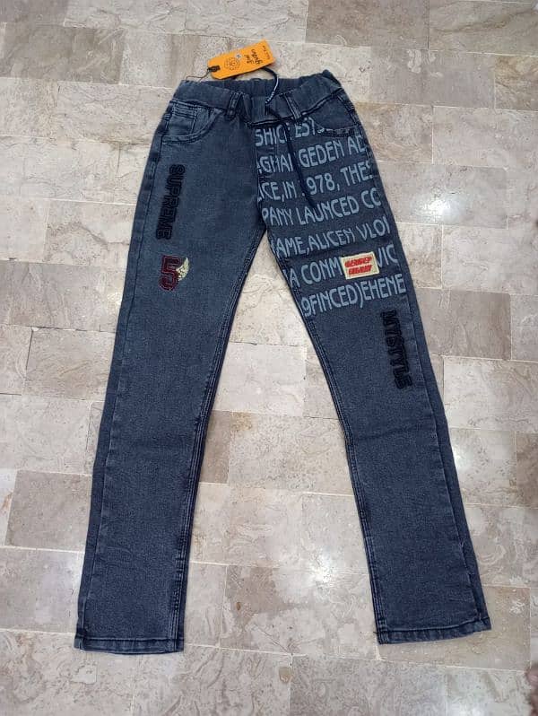 kids Jeans available in reasonable price 14