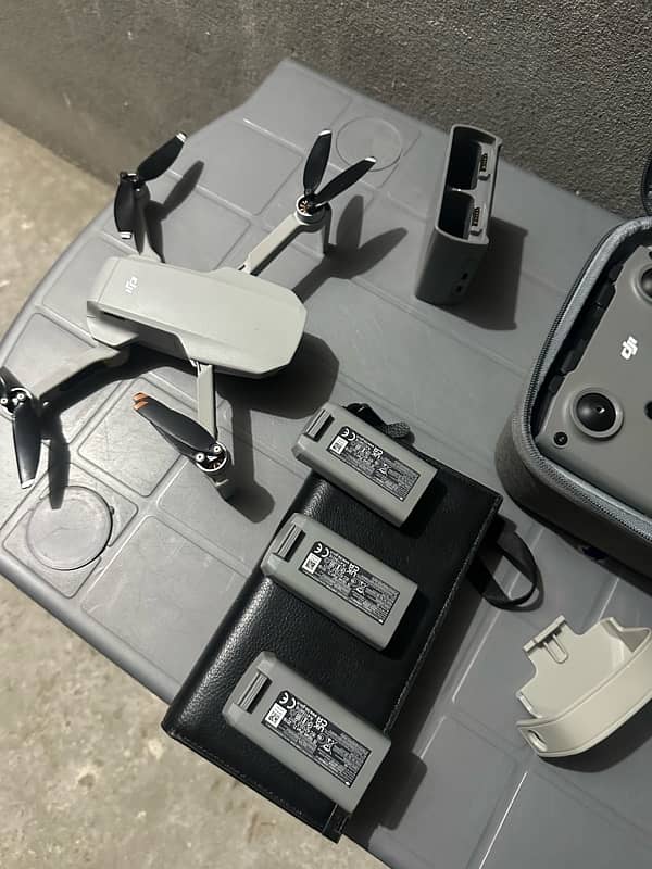 Drone DJI mini 2 flymore combo | urgent sale 5