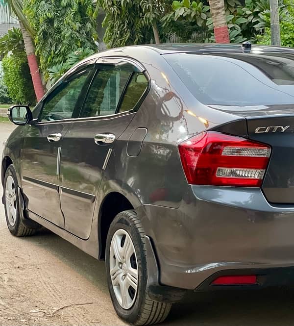 HONDA CITY 1.3 AUTOMATIC 8