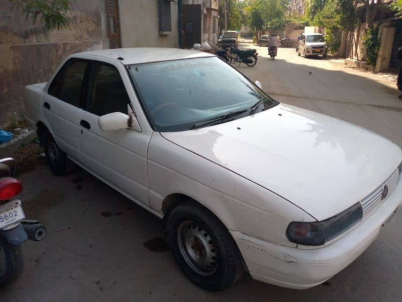 Nissan Sunny 1991 3