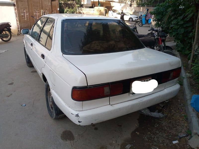 Nissan Sunny 1991 7