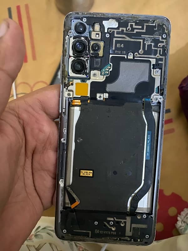 samsung s20+ panel break 1