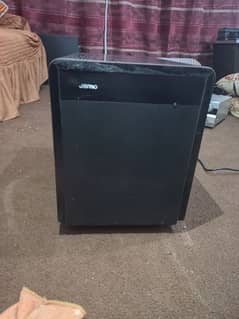 5 x Yamaha Bookshelf with Jamo Sub Woofer