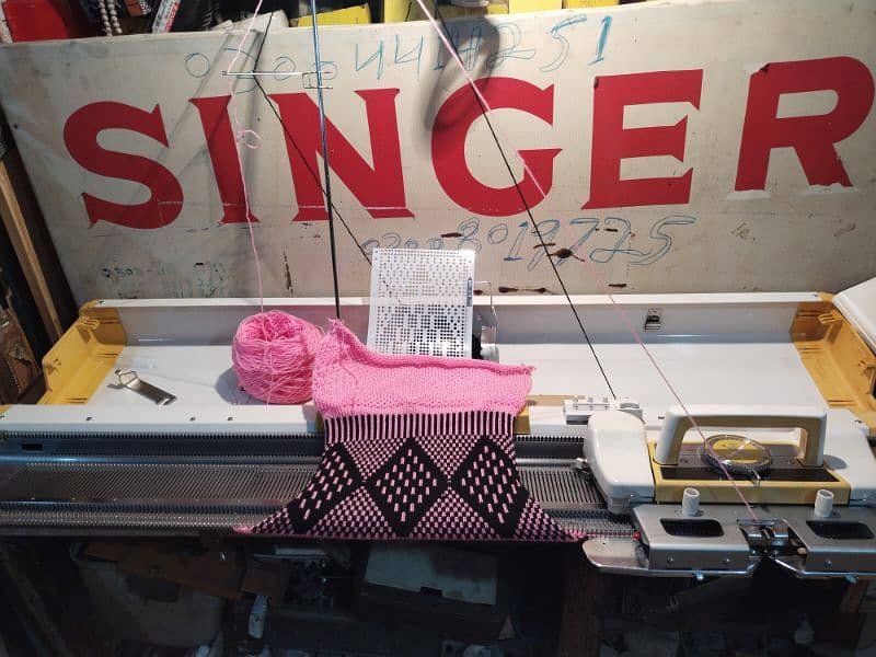 singer knitting machine 1