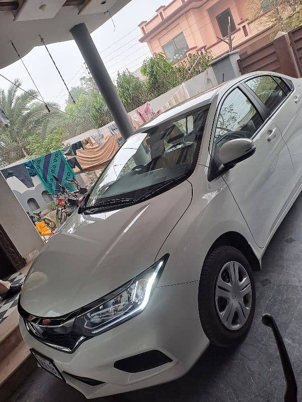 Qasim Rent A Car car for rent 3