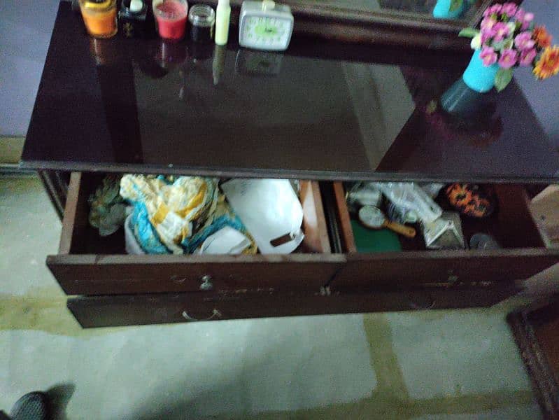 Dressing table for sale 3