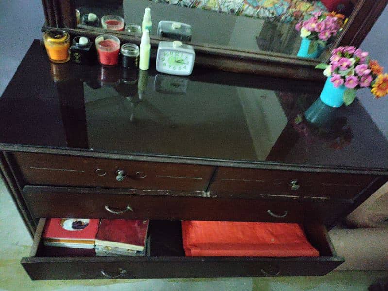 Dressing table for sale 5