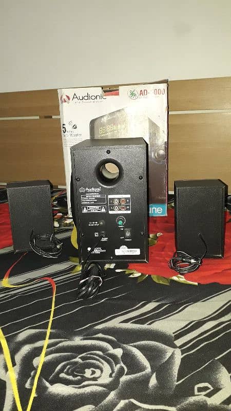 Audionic AD6000 AC/DC Speakers 3