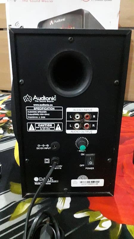 Audionic AD6000 AC/DC Speakers 4