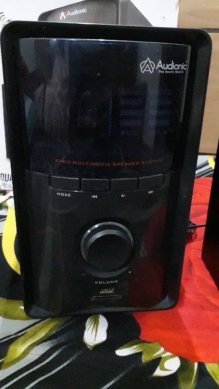 Audionic AD6000 AC/DC Speakers 6