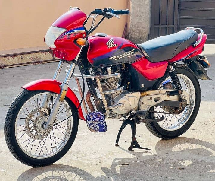 Honda Deluxe 125 2