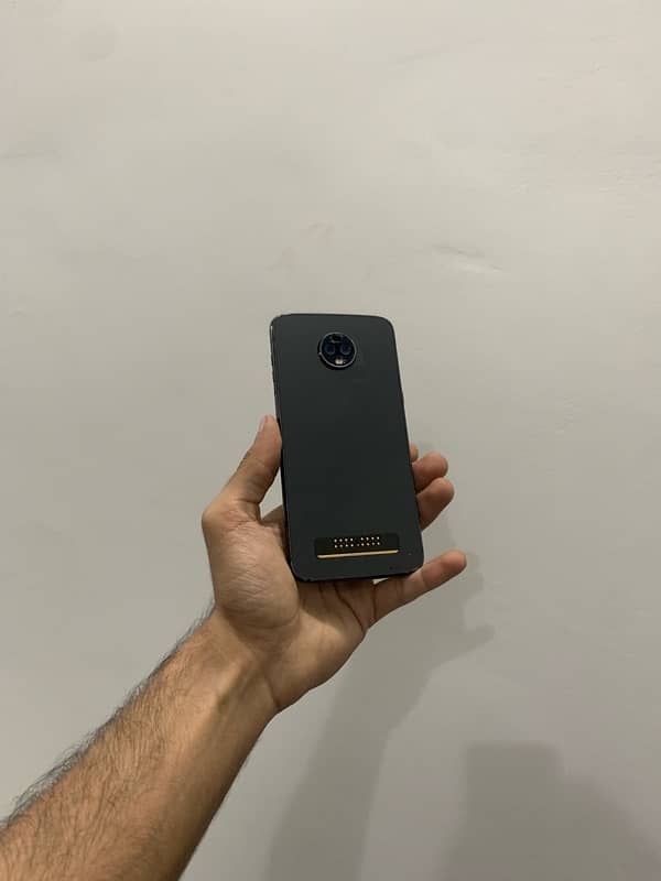 Motorola Z3 6