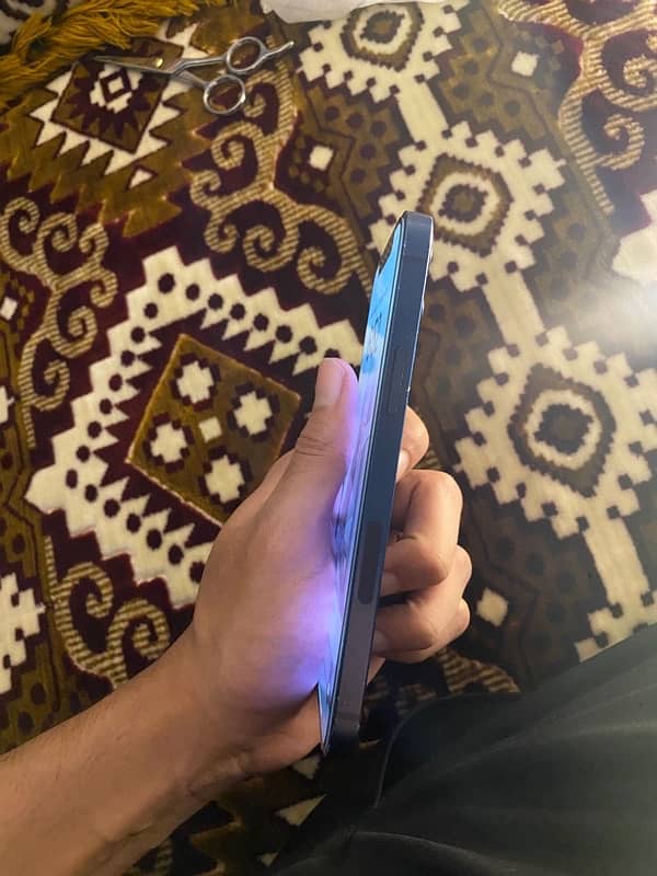 iPhone 12 64GB Non PTA 1