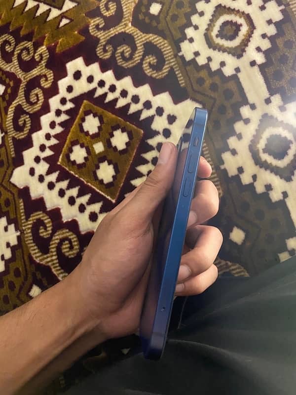 iPhone 12 64GB Non PTA 2