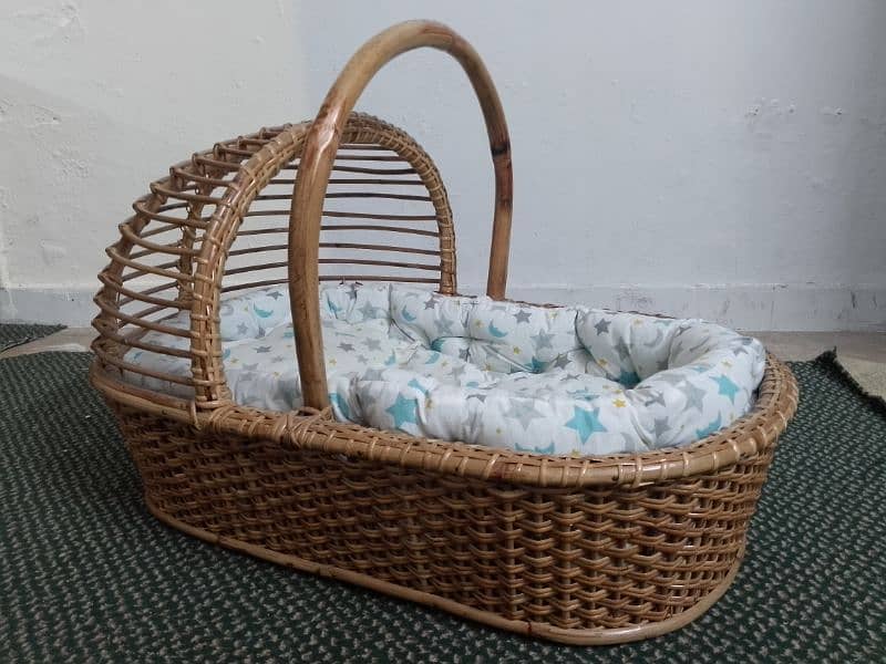 Baby sleeping basket 1