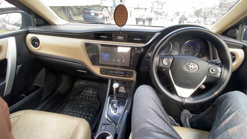 Toyota Altis Grande 2019 4