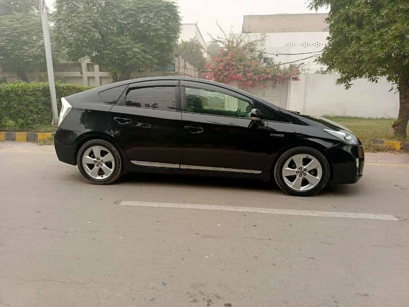 Toyota Prius 2010 3