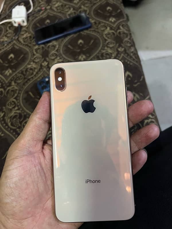 iphone XS Max 0