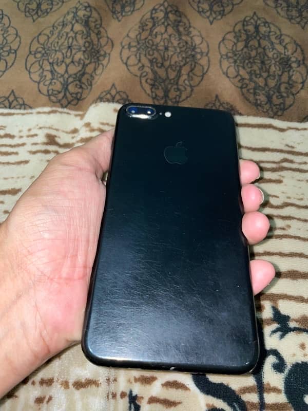 iPhone 7 Plus 128 Gb  Pta approved 6