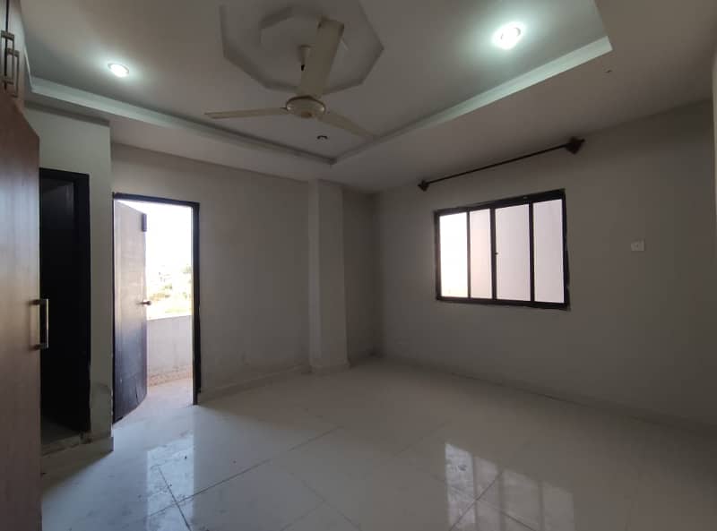 Unfurnished Apartment Available for rent in prime location . 0317*7859*451 4