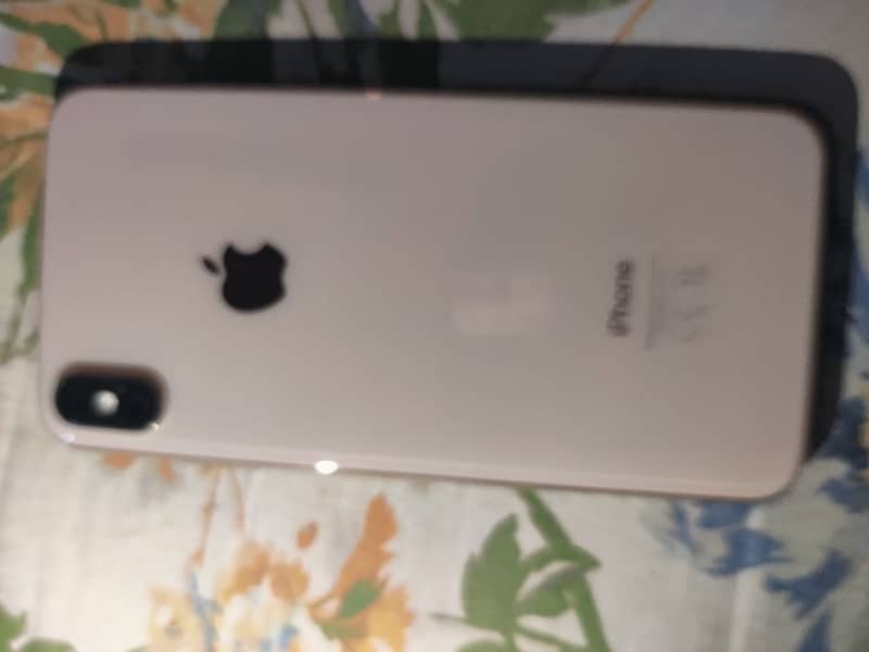 I phone xs max 64 gb 2