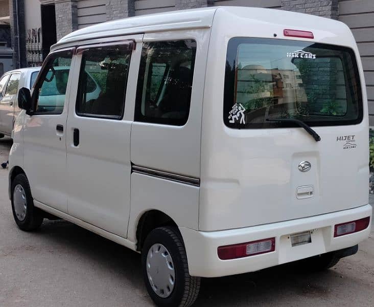 Daihatsu Hijet 2013 5