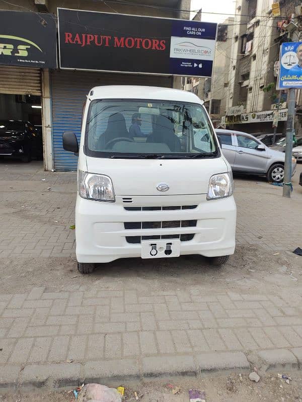 Daihatsu Hijet 2013 6