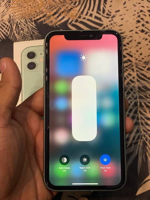 iphone 11 256 gb dual sim pta approvd with only box 2