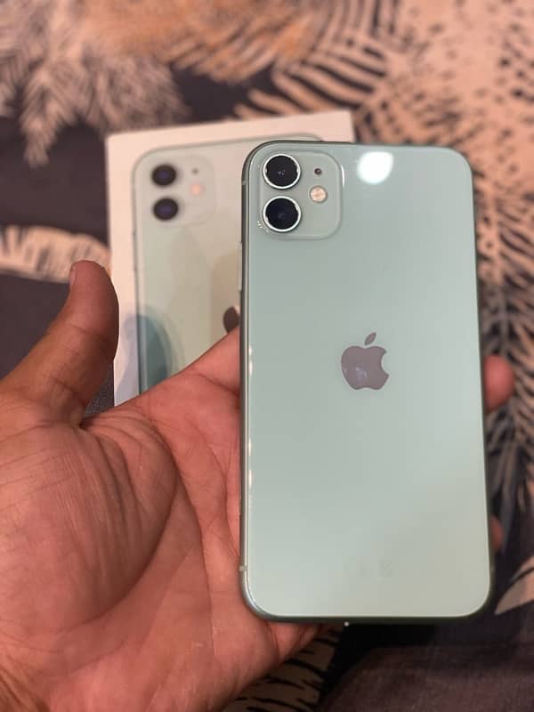 iphone 11 256 gb dual sim pta approvd with only box 4