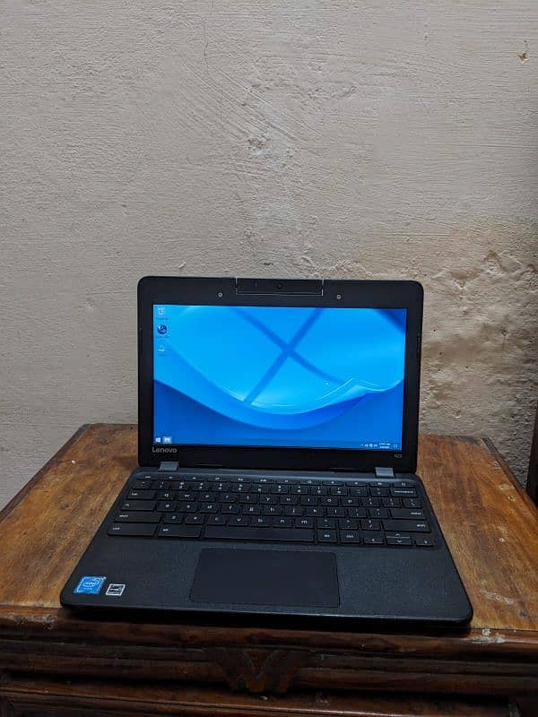 Lenovo Chromebook | N23 | 4gb ram |16 gb storage| window 10 supported 2