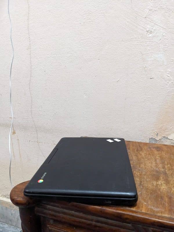 Lenovo Chromebook | N23 | 4gb ram |16 gb storage| window 10 supported 7