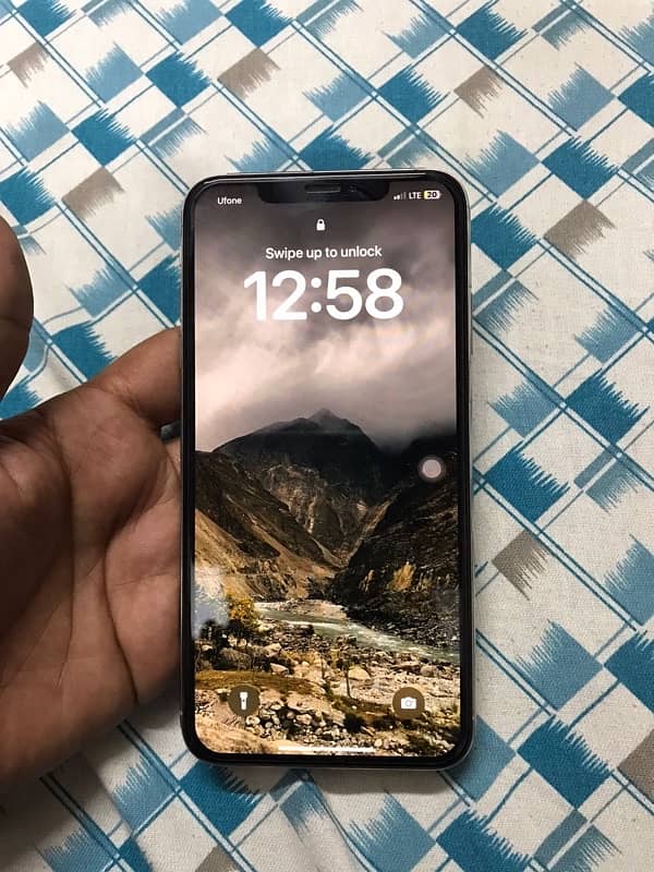 iPhone XS Max 5