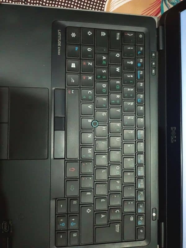 dell laptop All to All orgnl amazing condition 4